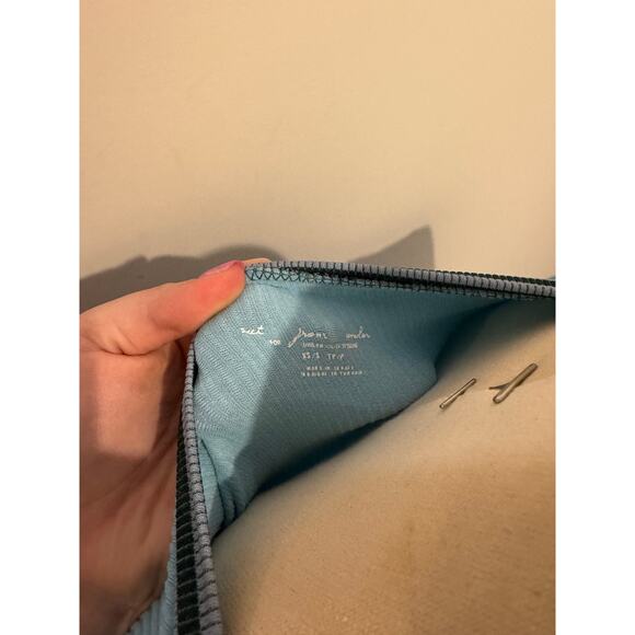 Urban Outfitters Out From Under Go For Gold Seamless Top Light blue Size XS/S - Picture 3 of 3